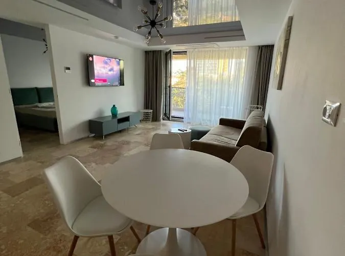 Апартаменты Astria *